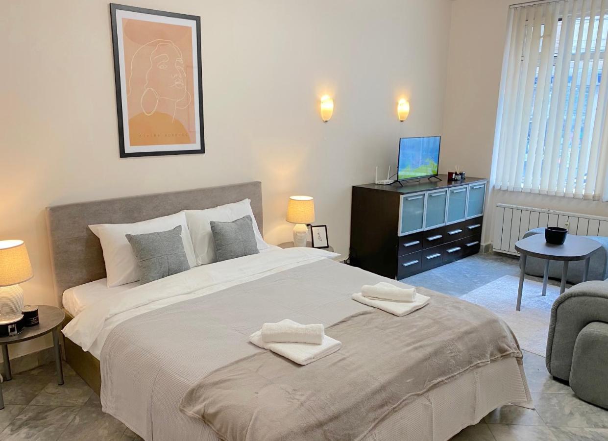 Top City Centre 1Br Apartment For 4 Guests & Fast Wifi Sofia Buitenkant foto